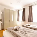 Mainviertelhof * Würzburg