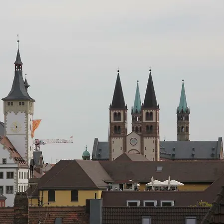 Mainviertelhof * Wurzburg